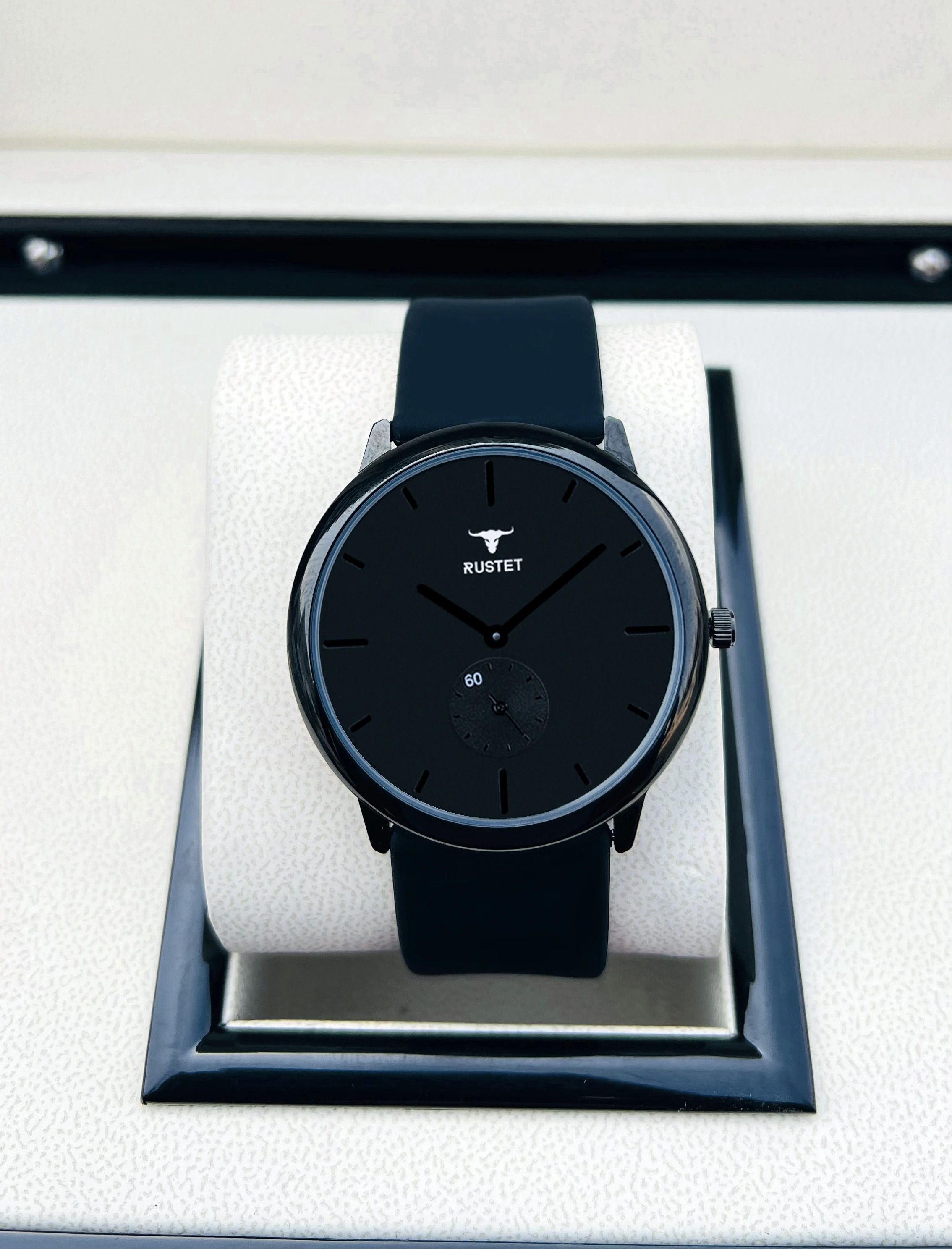 RUSTET 9185 Classy Look Black Dial Chronograph Watch For Men's Analog Watch - For Men