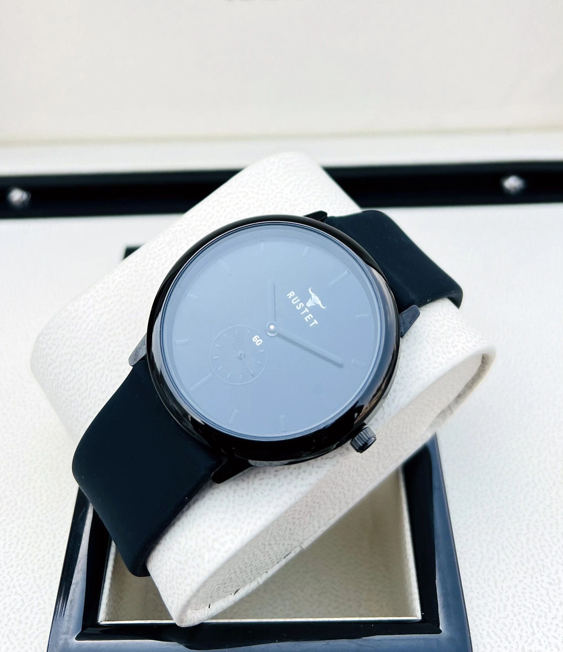 RUSTET 9185 Classy Look Black Dial Chronograph Watch For Men's Analog Watch - For Men